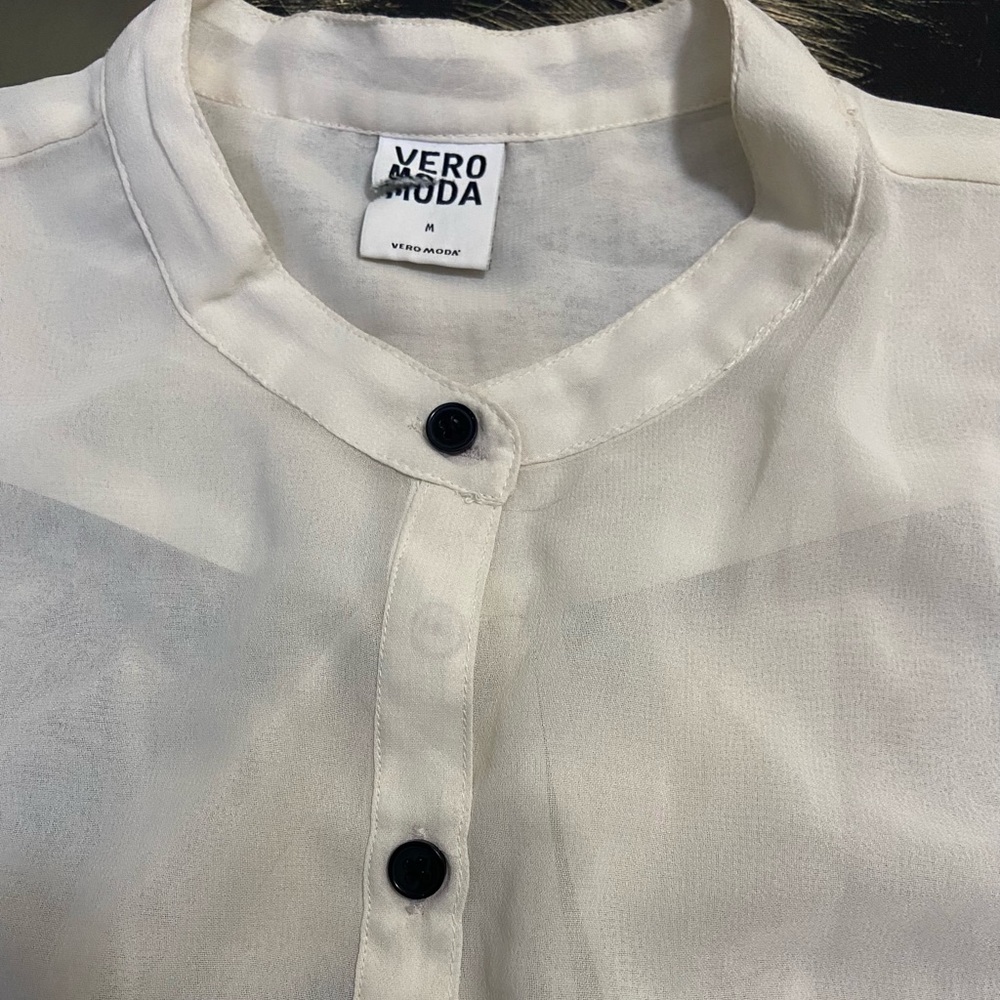 Vero Moda Tops. Size - M - Picture 4 of 8